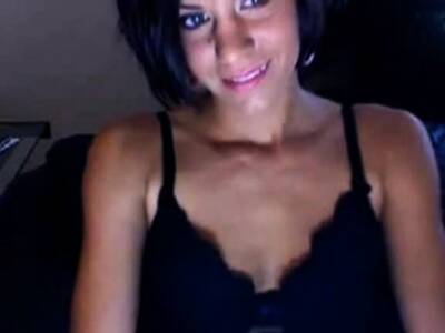 hottie on webcam - nvdvid.com