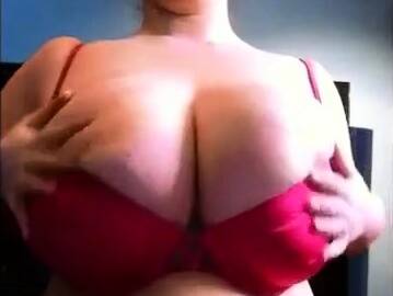 Amateur Natural Big Boobs - nvdvid.com - Russia