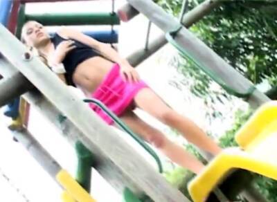 Skinny teen sucks cock - icpvid.com