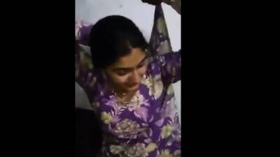 sexy sonali hot kissing and exposing assets - nvdvid.com - India