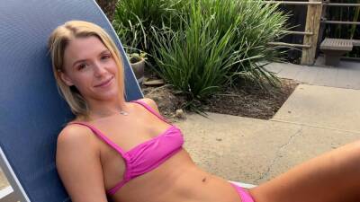 GOTFILLED Evelyn Payne is locked and loaded - icpvid.com