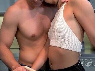 Ass licking for lunch with petite teen Latina Anainda - fetishpapa.com