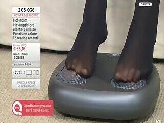 WONDERFUL BAREFEET ON TV - fetishpapa.com