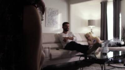 Slut Tbabe lets stepsisters boyfriend bareback her ass - icpvid.com