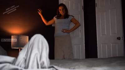 Janey Jones - Milked by Stepmommy - nvdvid.com