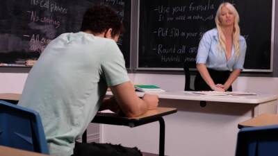 London River - London River's big tits and ass keep her student awake - nvdvid.com