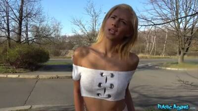 Veronica Leal - Cock gets blonde wet in forest fuck - porntry.com