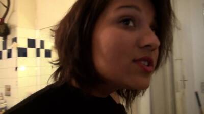 Trashy cutie getting facialized - nvdvid.com