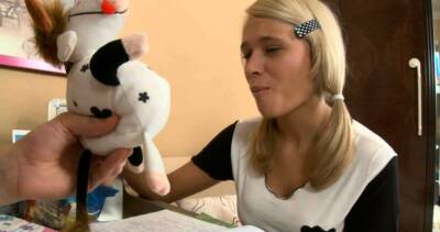 Pretty teen Celia exposes curves during sex - icpvid.com