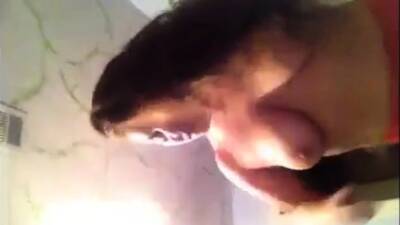 Jennifer - Chubby Jennifer Cums on her Cam - nvdvid.com