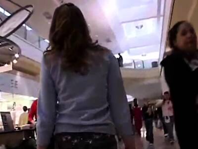 Teen touches her pussy - nvdvid.com