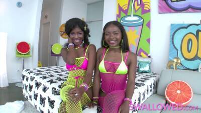 Two ebony cum dumpsters suck a big white cock - sexu.com