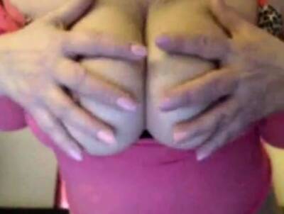 Flash big titts - nvdvid.com