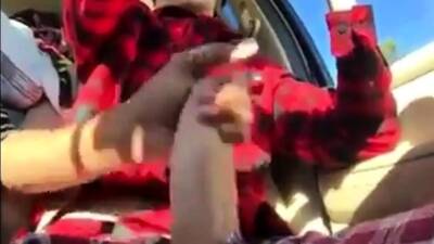 In the car horny - nvdvid.com