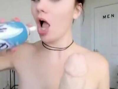 Girl sucks dicktoy filled with cream DTD - nvdvid.com