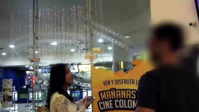 Petite college backpacker girl swallows cum - nvdvid.com