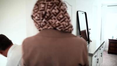 Jenna Noelle - Jenna Noelle strips before her stepsons teacher seducing him - icpvid.com