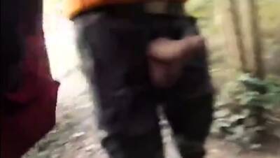 lekkere ontmoeting in het bos - icpvid.com