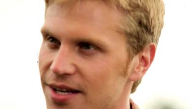 Athletic tattoo newbie solo masturbates - nvdvid.com