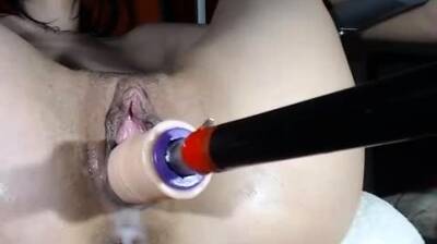 Machine Dildo Destroys Creamy Squirting MILF Pussy - drtuber.com