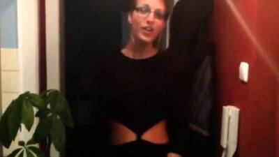 Who is she??? - icpvid.com - Germany