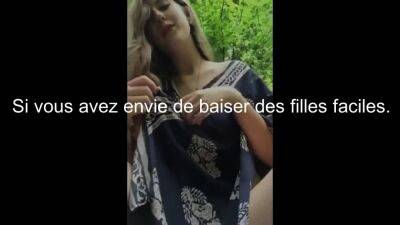 Cochonne aux gros nichons caresse sa moule baveuse - drtuber.com - France