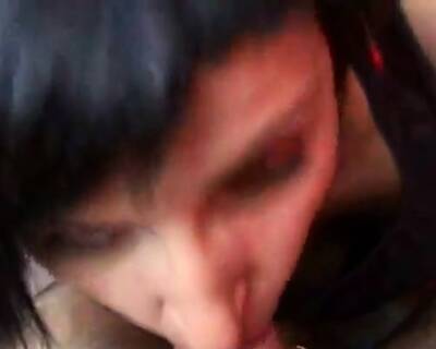 Kurzhaarige deutsche Milf steht auf Blowjob - icpvid.com - Germany