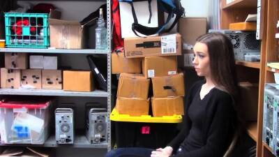 Petite teen shoplifter licked then fucked by an old officer - icpvid.com