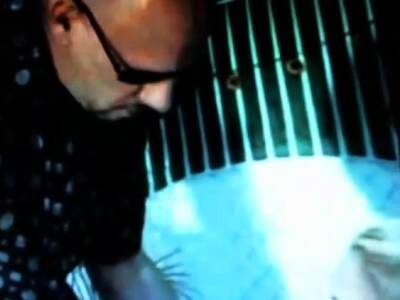 young LiL cock sucker - nvdvid.com