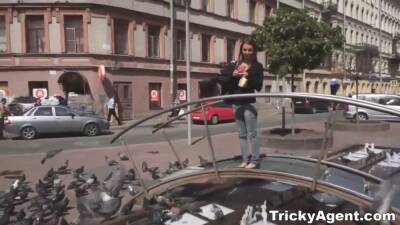 Creampied Foxy Di by tricky porn agent teen-porn - sexu.com