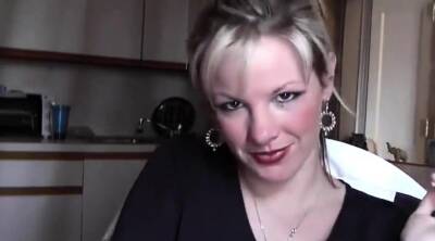 Smoking Pig talks masty - icpvid.com