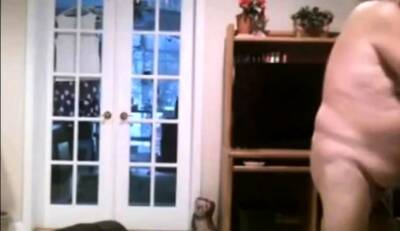 old man undressed - nvdvid.com