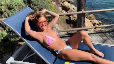 GOTFILLED Jamming Jesse Pony with cock - icpvid.com