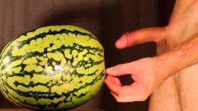 water melon cum - fucking a melon and cumming - drtuber.com