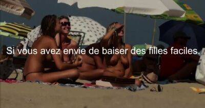 Des femmes nues sont filmees sur la plage - drtuber.com - France