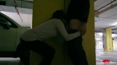 Ragazza Italiana. Inculata Come Una Troia Nel Parcheggio Del Centro Commerciale - hclips.com