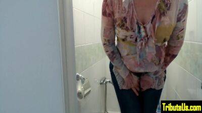 04 Pee Jeans - hclips.com