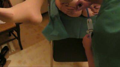 Playing On The Gynecological Table - upornia.com