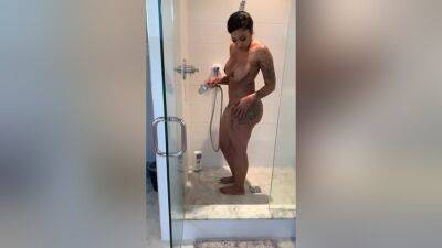 Infamous Shower - hclips.com