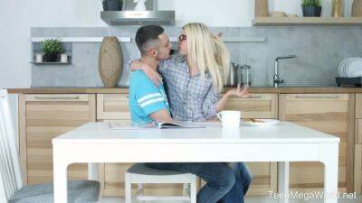 Pizza With Fresh Sperm - upornia.com