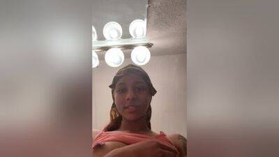 Boobs Dhow - hclips.com