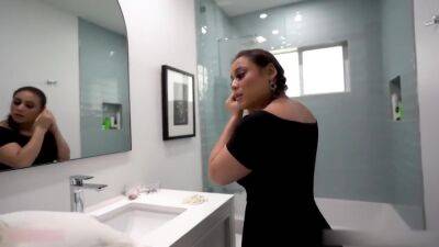 Milf Blows Hard Dick At Home - upornia.com