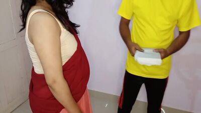 Rima Ne Apne Nokar Se Chudaya Jab Ghar Par Koi Nhi Tha - upornia.com - India