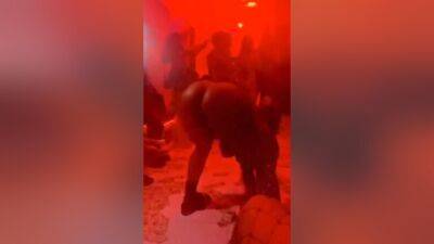 Insta Live - hclips.com