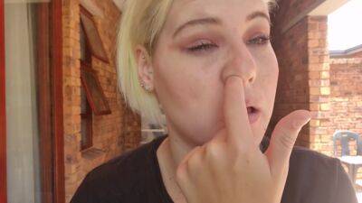 No Se - Close Up Of Me Blowing My As Well As Picking It And Playing With My Snot - hclips.com