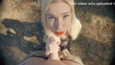 Risky Spontaneous Bj And Cim On The Walk - hclips.com