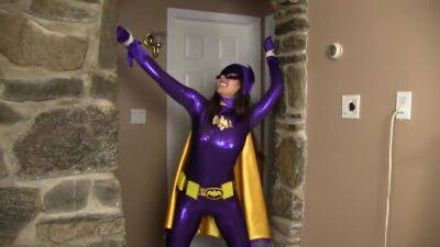 Batgirl Impregnation & Birth - upornia.com