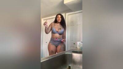 Nipple Slip - hclips.com