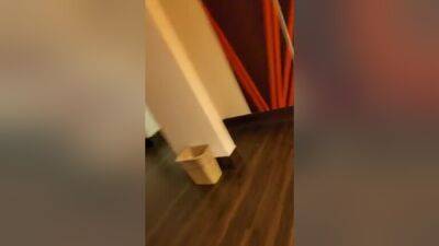 Elizabeth The Head Queen - hclips.com