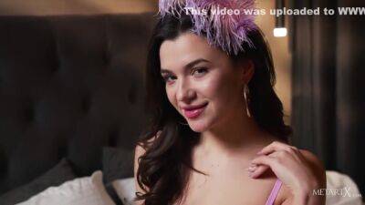 Boudoir Story - Hayli Sanders - upornia.com